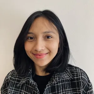 Ratih Dewi photo