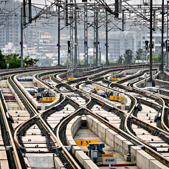 tracks-train-directions-switch
